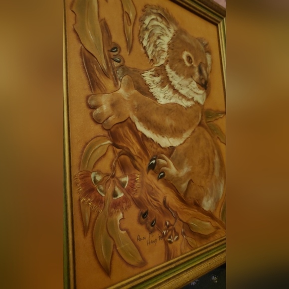 Vintage Koala art, leatherwork sculpted and hand colored - Picture 3 of 10